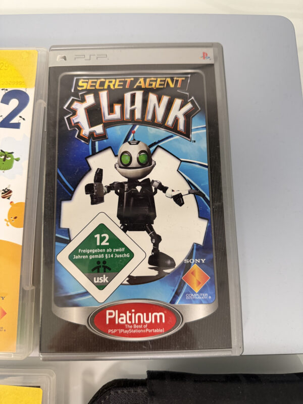 PlayStation Portable (PSP) + 3 Spiele + Hülle